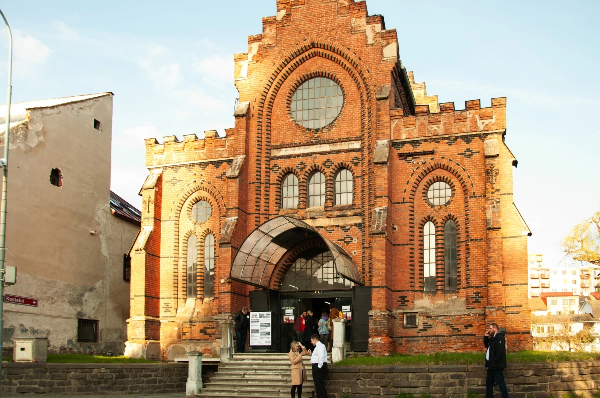 Koncert v synagoze vynesl padesát tisíc korun