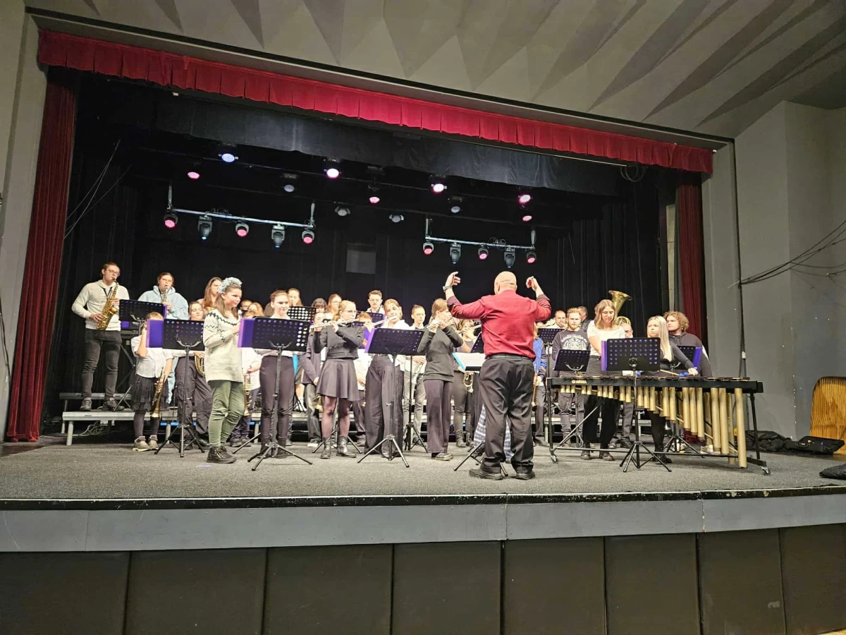 Benefiční koncert pro život a naději pomáhal