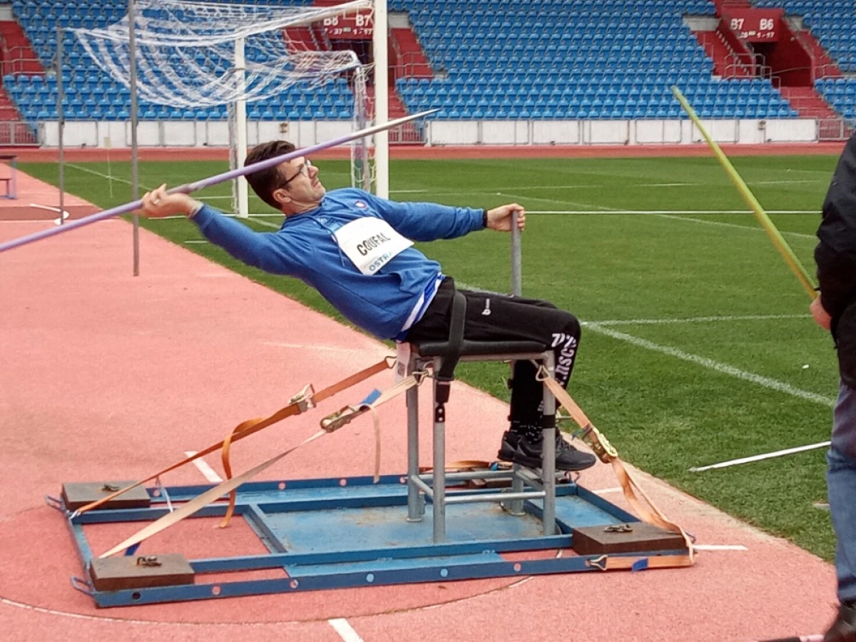 Radek Coufal si z Ostravy dovezl stříbro a bronz