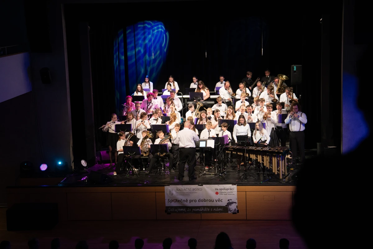 Charitativní koncert přispěl 61 273 Kč na chod denního stacionáře NESA