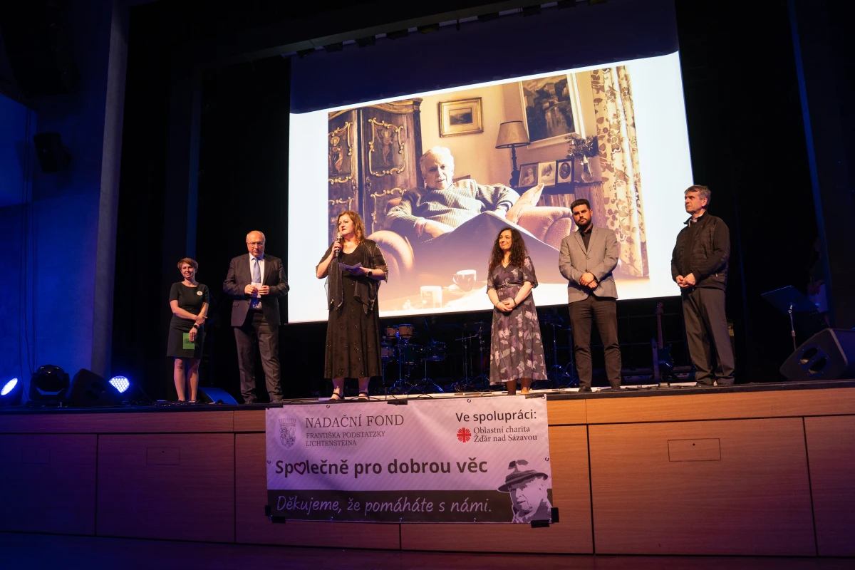 Charitativní koncert přispěl 61 273 Kč na chod denního stacionáře NESA