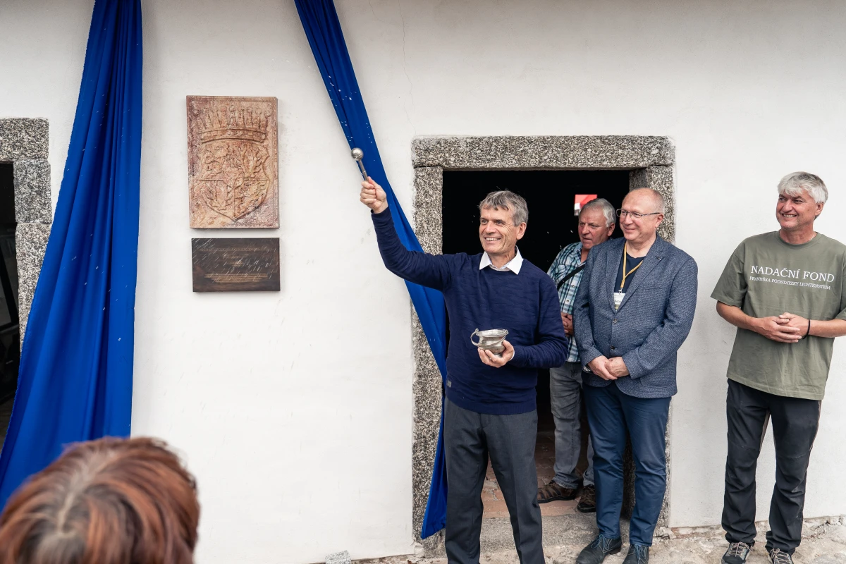Oslavy 10. výročí Nadačního fondu FRANTIŠKA PODSTATZKY LICHTENSTEINA přinesly dennímu stacionáři ROSA 53 000 Kč