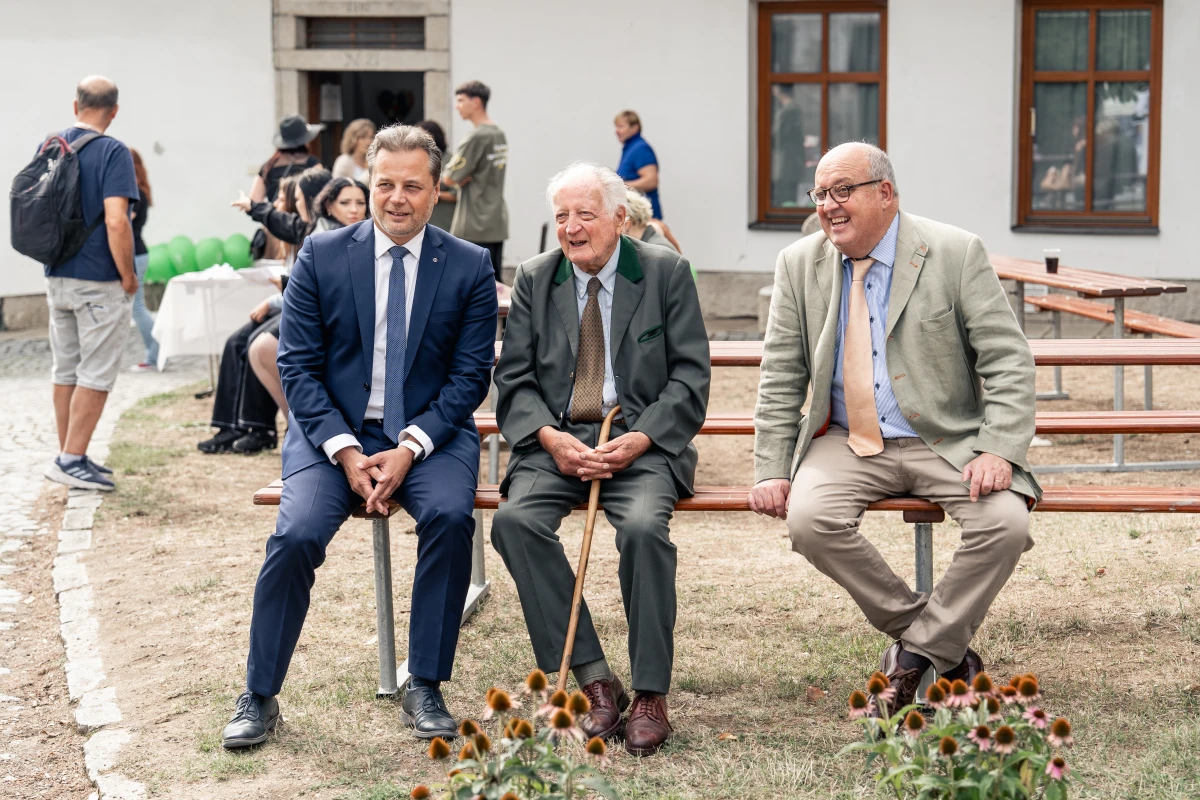 Oslavy 10. výročí Nadačního fondu FRANTIŠKA PODSTATZKY LICHTENSTEINA přinesly dennímu stacionáři ROSA 53 000 Kč